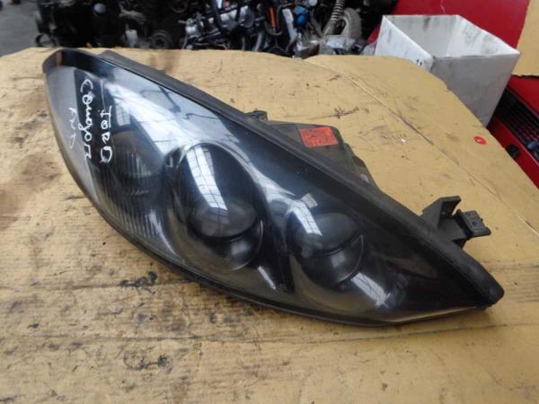 PHARE DROIT FORD COUGAR - Vue 1